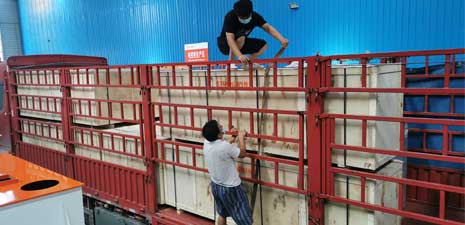 5臺脈沖除塵器，2條皮帶輸送機(jī)，22kw空壓機(jī)已發(fā)往巴拉圭 