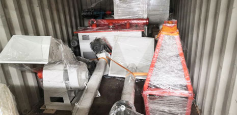 強(qiáng)福機(jī)械-500Kg/h小型飼料機(jī)組將發(fā)往南非